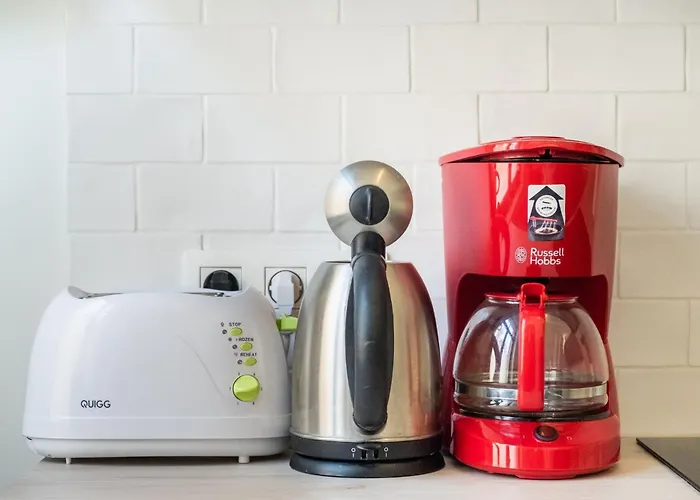 1 Bedroom W Kitchen And Bathroom In Trendy St Gilles * Βρυξέλλες