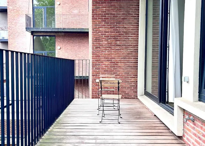 公寓 Bright Modern Loft In For 4 布鲁塞尔