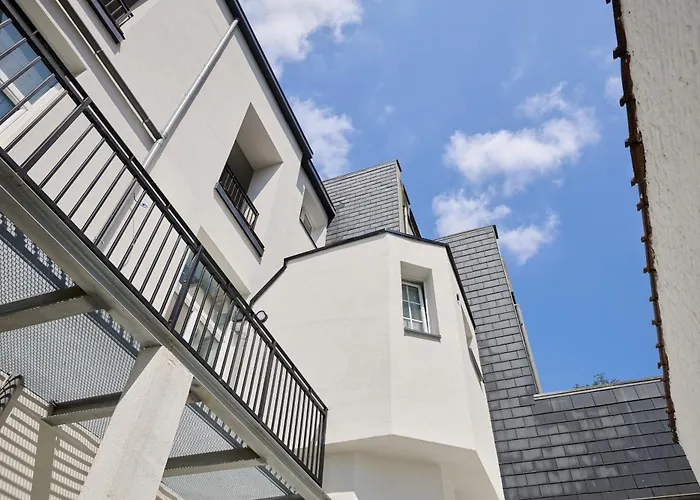 Toison D'or & Saunna 2