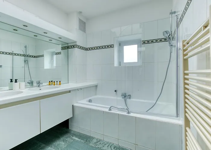 Maison Lombard By Reside * בריסל