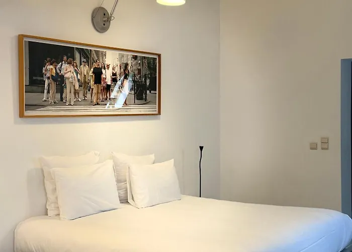 Hotel Les Du Vaudeville *