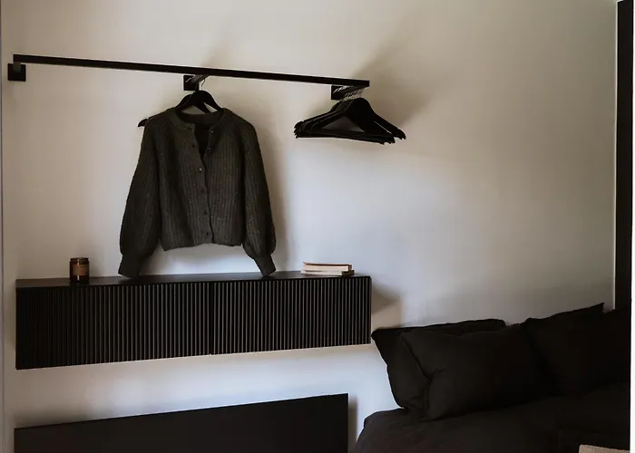 La Petite Foret Brussels' Near Palais Daire *