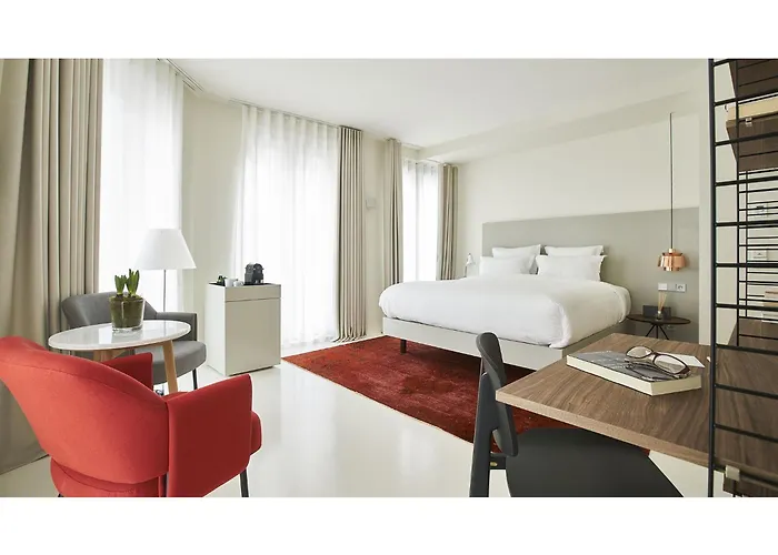 Hotel 9hotel Sablon 4*