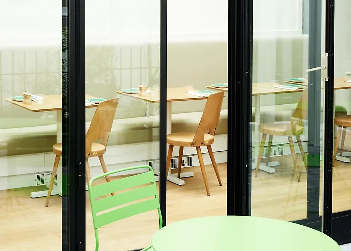 ホテル デス ギャラリー 4*