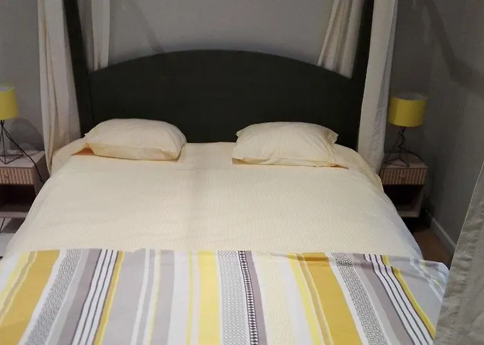 Yellow Apartamento Bruxelas