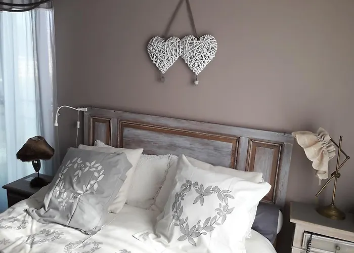 招待所 Romantics In Sky