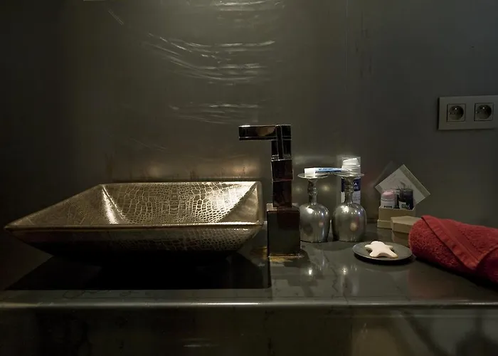 Place Jourdan Bed & Breakfast 3*