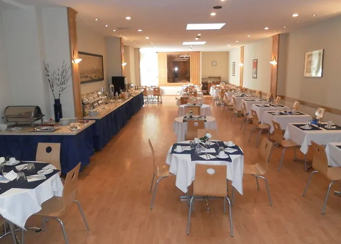 מלון Eurostars Avenue Louise 4*