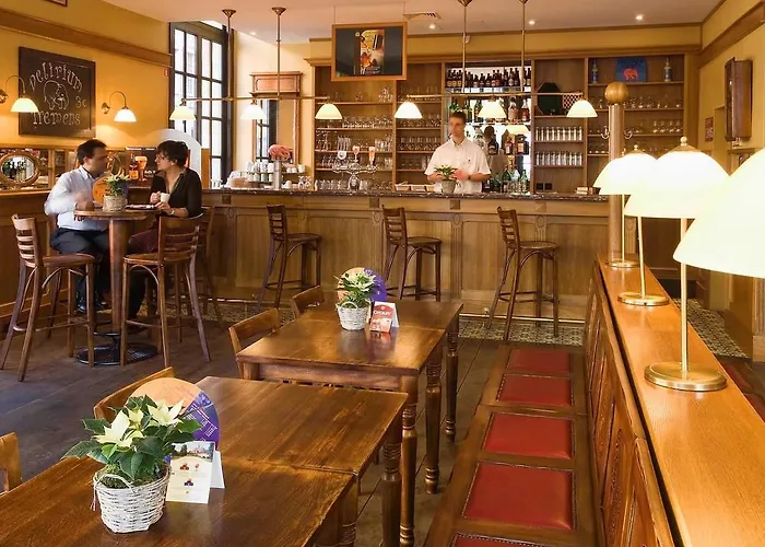 Ibis Off Grand'place 3*