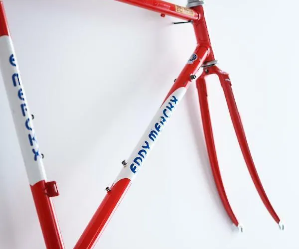 Otel La Grande Cloche 3*