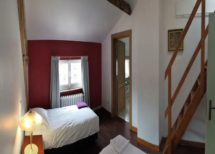 The Captaincy בריסל