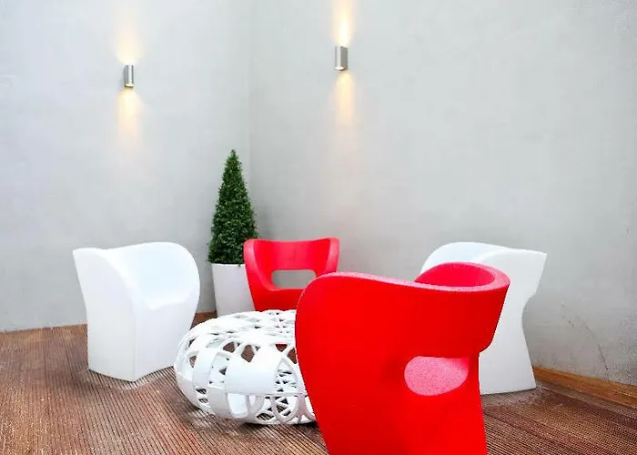 Szálloda Theater 2*