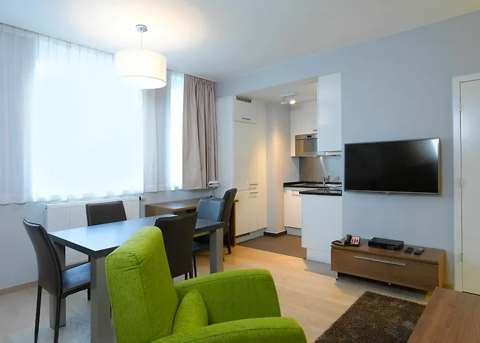 Thon Florence Aparthotel 4*