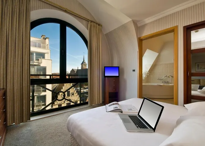 Aparthotel B-aparthotel Ambiorix 4*