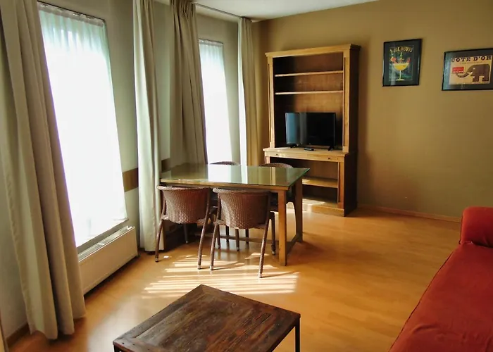 Apart Midi Apartmanhotel 3*