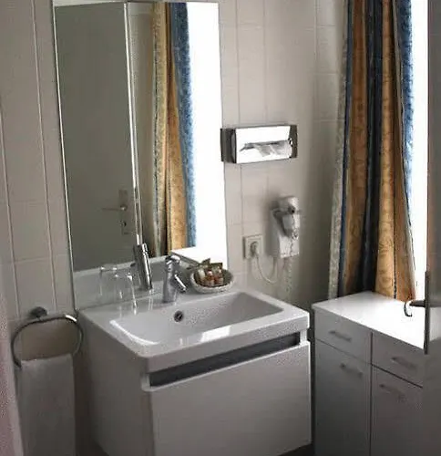 Wellington 3* Brüksel