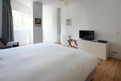 & The Bed & Breakfast