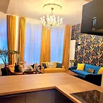 Brand New Iris With Private Bathroom And Balcony Брюссель