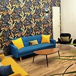 Brand New Iris With Private Bathroom And Balcony Брюссель