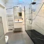 Brand-new In The Heart Of Apartment