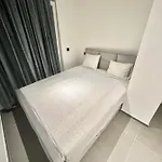 Luxury Brand New Brüssel