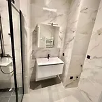 Luxury Brand New Apartment