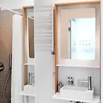 Ξενοδοχείο Happy Boutique - Grand Place 3*