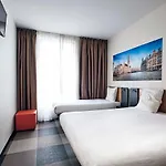 Easyhotel Centre 3* Brüsszel