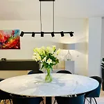 Apartamento Urbanstay Grand Place Luxury *