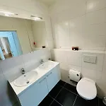 Urbanstay Grand Place Luxury Apartamento *