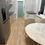 2 Luxueuse A Jette Apartment *
