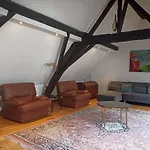 Quiet Duplex Of 120 Sqm In Historical Center 브뤼셀