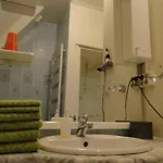 La Zarin Bed & Breakfast