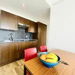Centerstay 아파트
