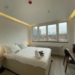Centerstay *