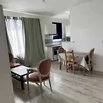 Quartier Ixelles - Metro Porte De Namur Apartment Brussels