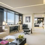 호텔 The 4*
