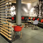 Ibis Off Grand'place 3*
