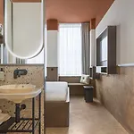 Hotel The Usual 4*