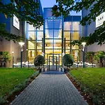 Courtyard By Marriott