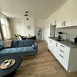 Appartement 5- Nid Lumineux 2 Au Plein Coeur D'ixelles *