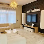 L'imperial Wifi & Confort Holiday home
