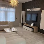L'imperial Wifi & Confort Holiday home *