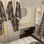Kweni House Villa