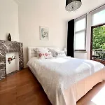 Chic Heart Of The With Balcony Apartment *