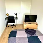 Elegant Near Atomium Ideal For Families Appartamento