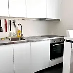Chic Heart Of The With Balcony Apartment Brüssel