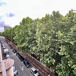 Chic Heart Of The With Balcony * Brüssel