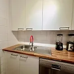 3 Personnes Avec Salle De Bain Privee Proche Gare Du Midi *