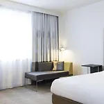 Novotel Centre Hotel 4*